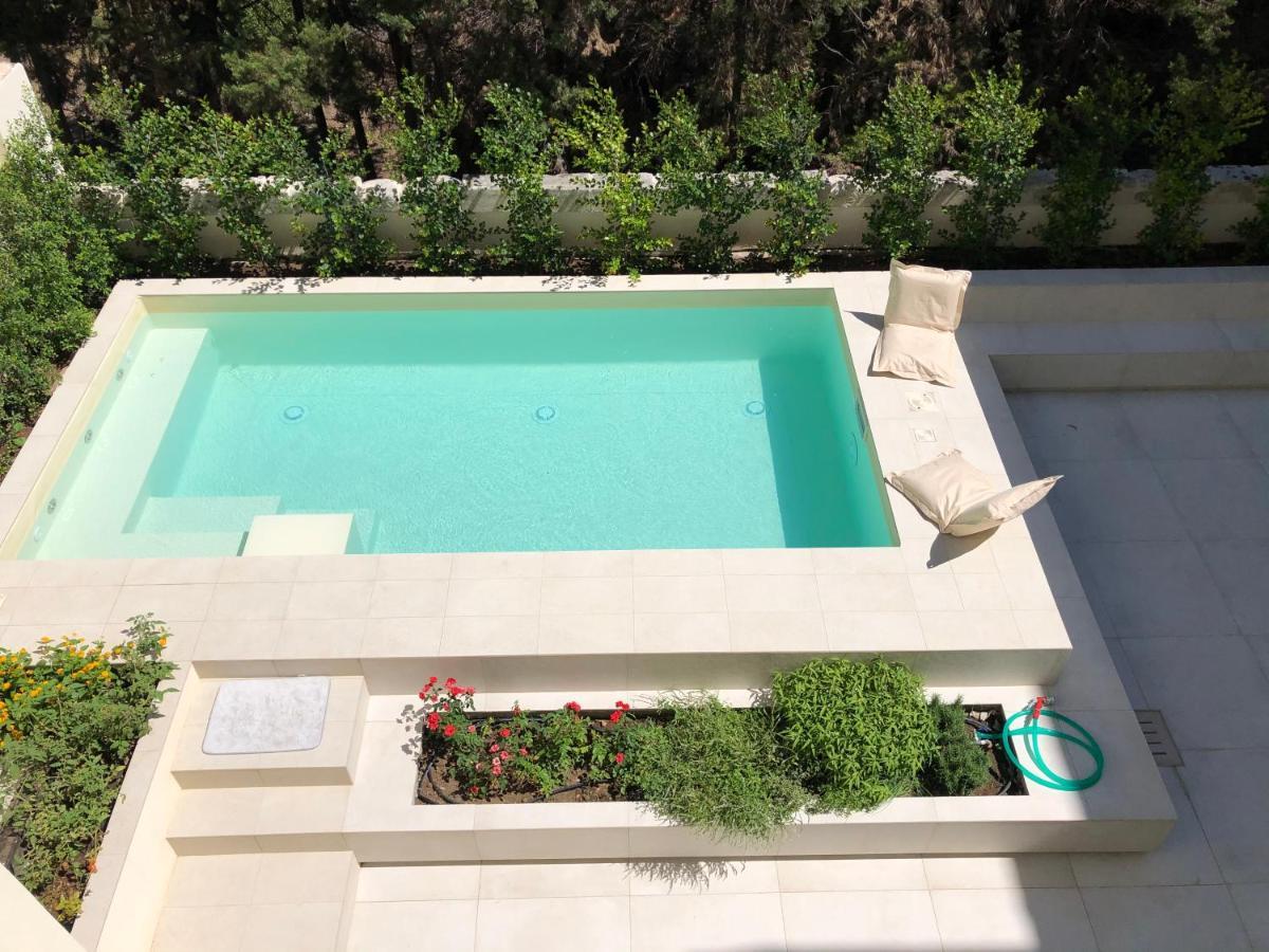 Апартаменты Carlo V - Con Piscina E Giardino Privati Лечче Экстерьер фото
